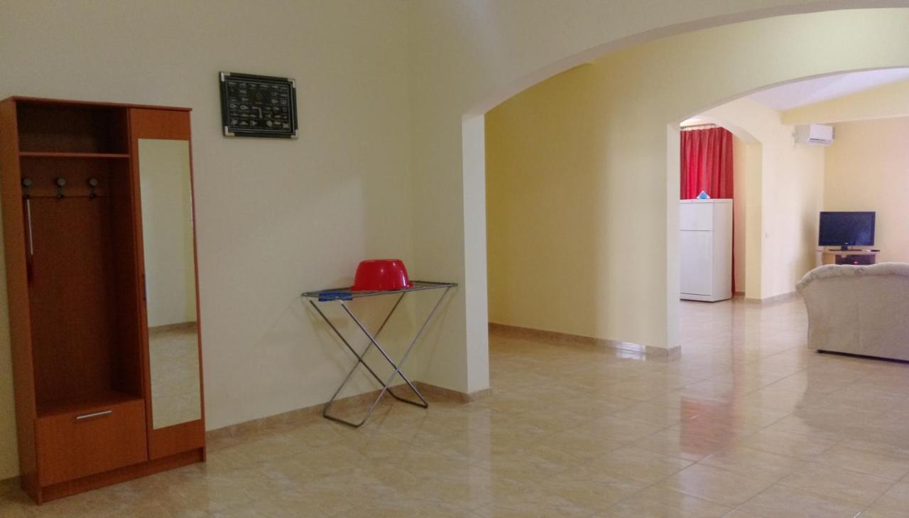Apartment Barski Bagian luar foto