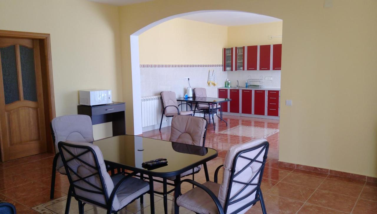 Apartment Barski Bagian luar foto