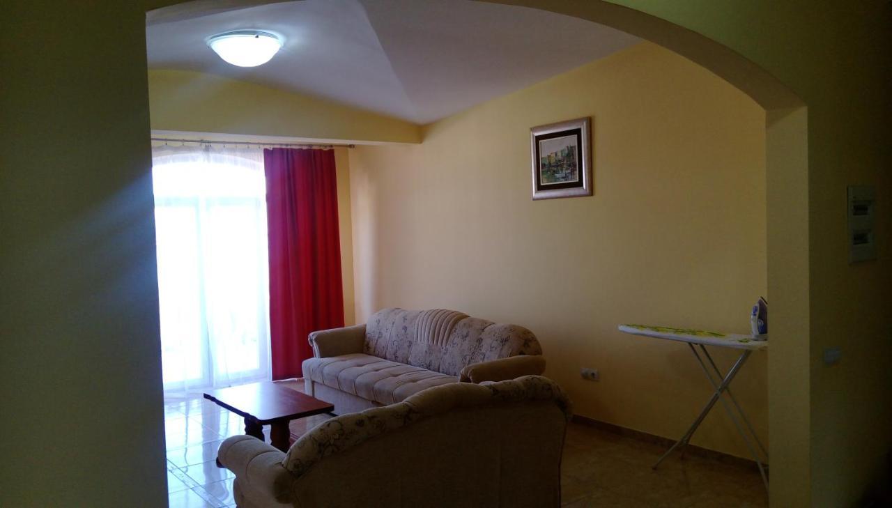 Apartment Barski Bagian luar foto