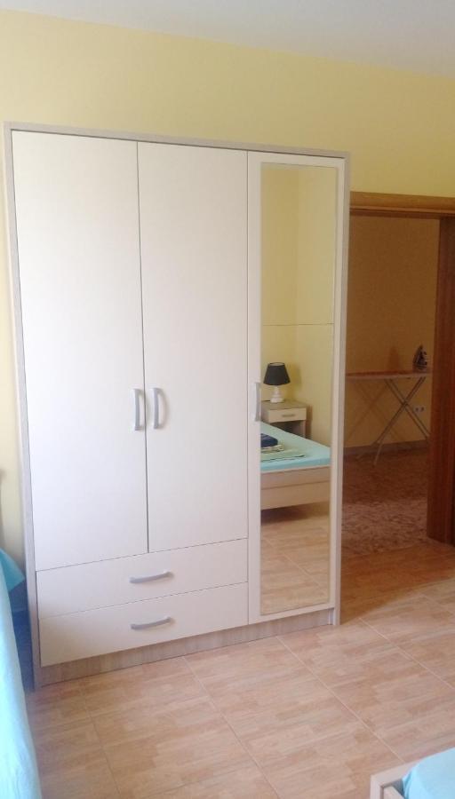 Apartment Barski Bagian luar foto